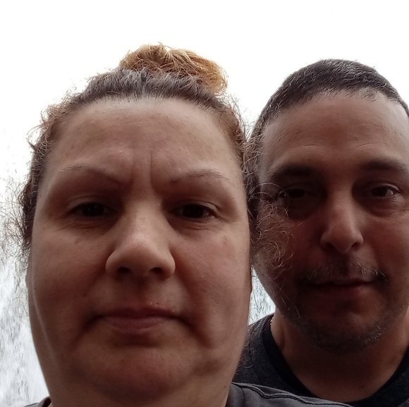 Meet your Posher, Elizabeth - Picture 3 of 4